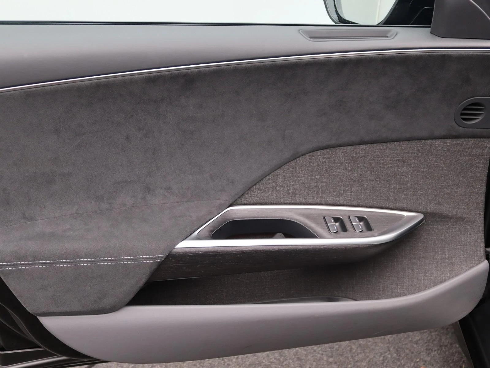 Lucid Air Grand Touring MIDNIGHT DREAM EDITION - изображение 8