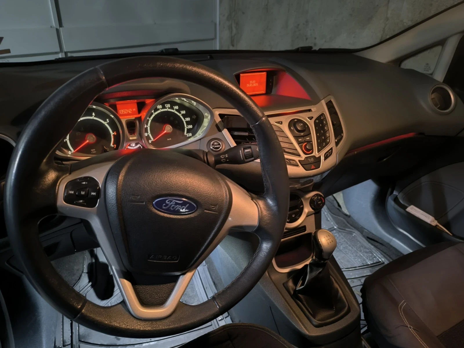 Ford Fiesta �������� 1.25 82�.�. ����������� | Mobile.bg � ����������� 6