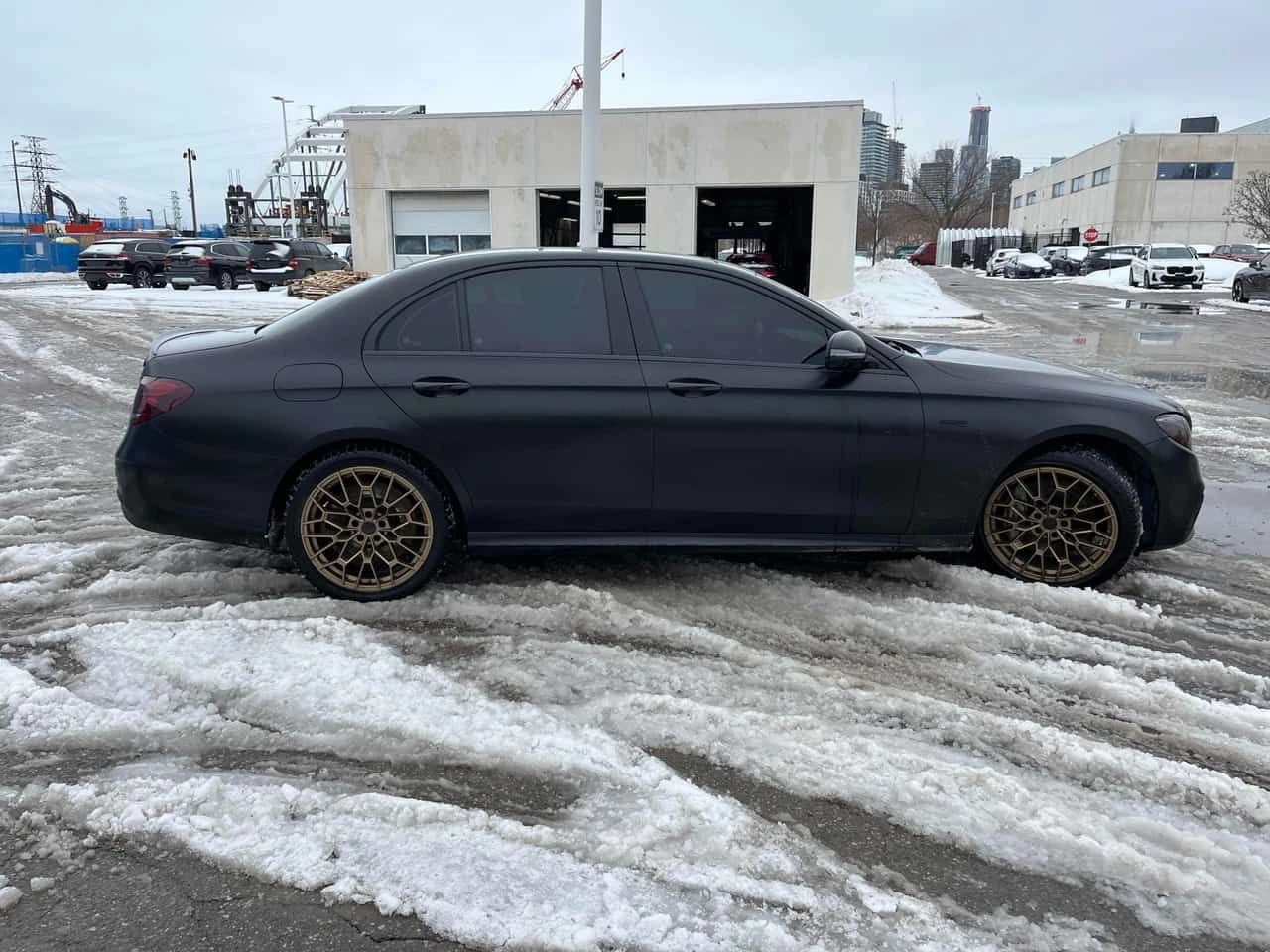 Mercedes-Benz E 43 AMG * ОБДУХВАНЕ* ПАНОРАМА* гуми + джанти - изображение 4