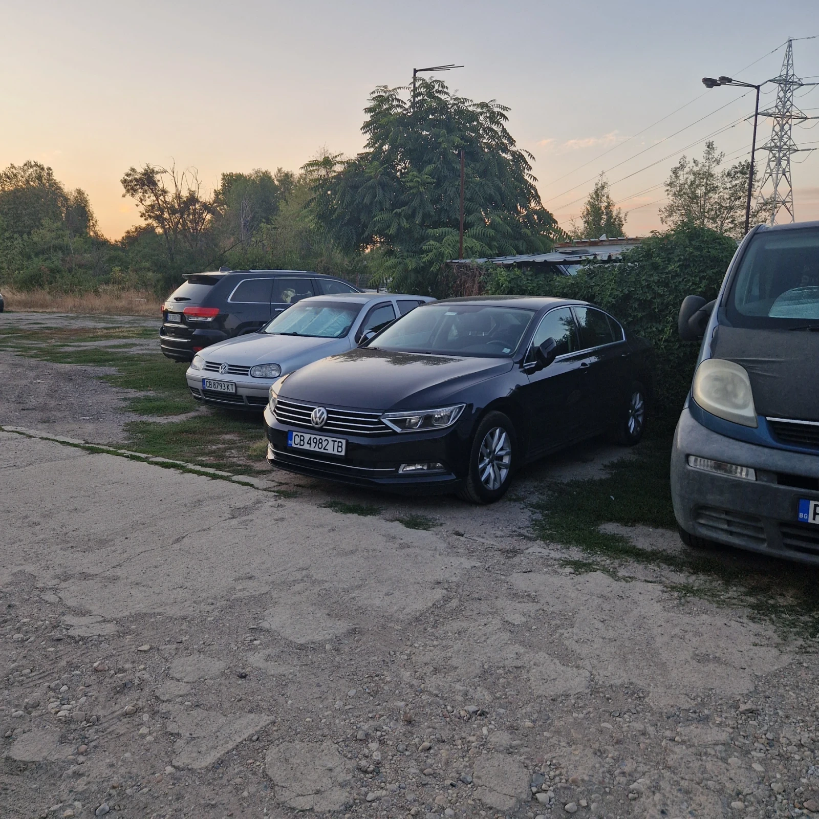 VW Passat 1.6 TDI, снимка 9 - Автомобили и джипове - 53667802