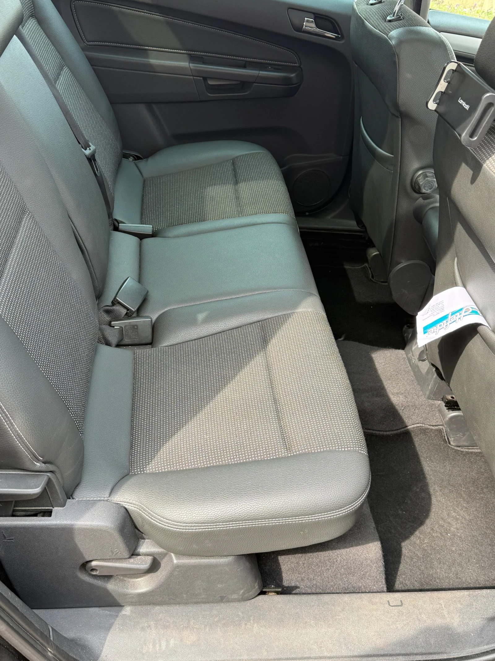 Opel Zafira 1.9CDTI 150hp Germany Automatic, снимка 9 - Автомобили и джипове - 53923523