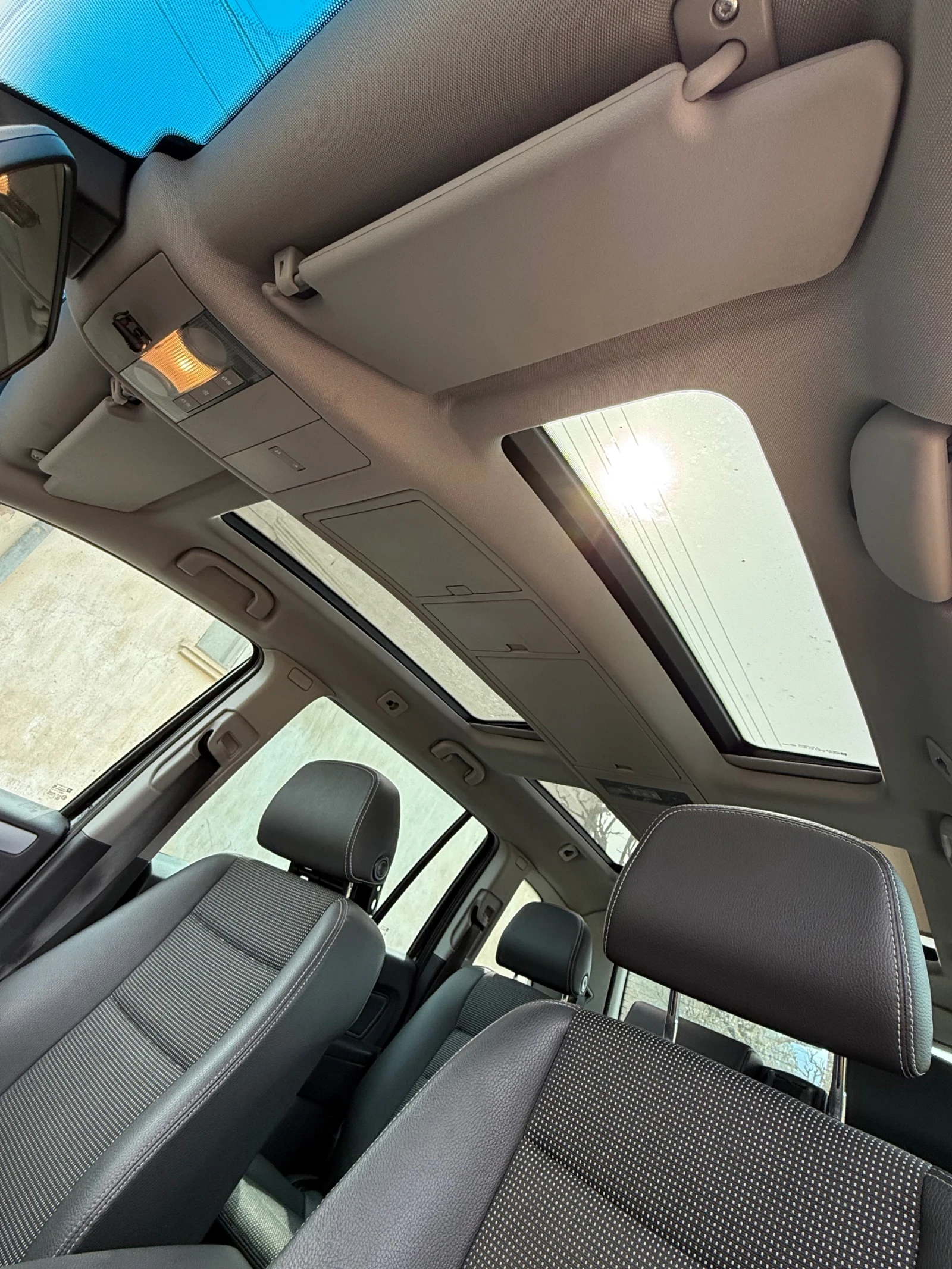 Opel Zafira 1.9CDTI 150hp Germany Automatic, снимка 11 - Автомобили и джипове - 53923523