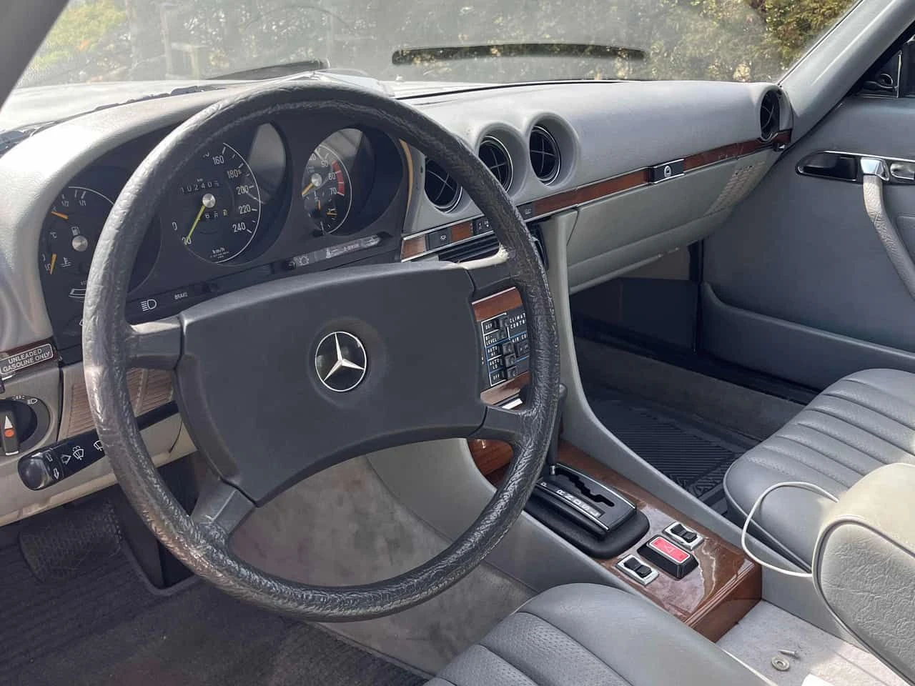 Mercedes-Benz SL 380SL/CARFAX/ Автомат, снимка 6 - Автомобили и джипове - 53967885