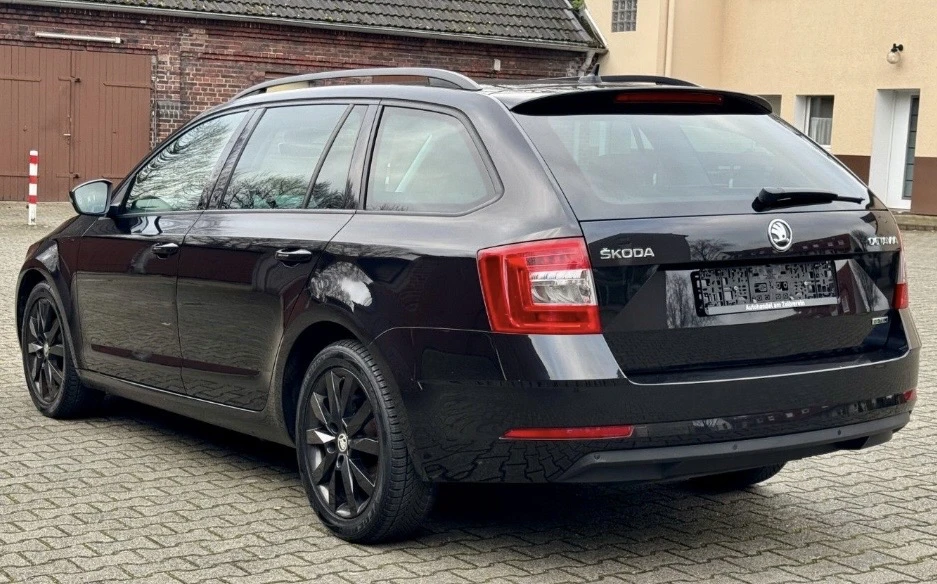 Skoda Octavia 1.5 GTEC МЕТАН, снимка 7 - Автомобили и джипове - 54093097