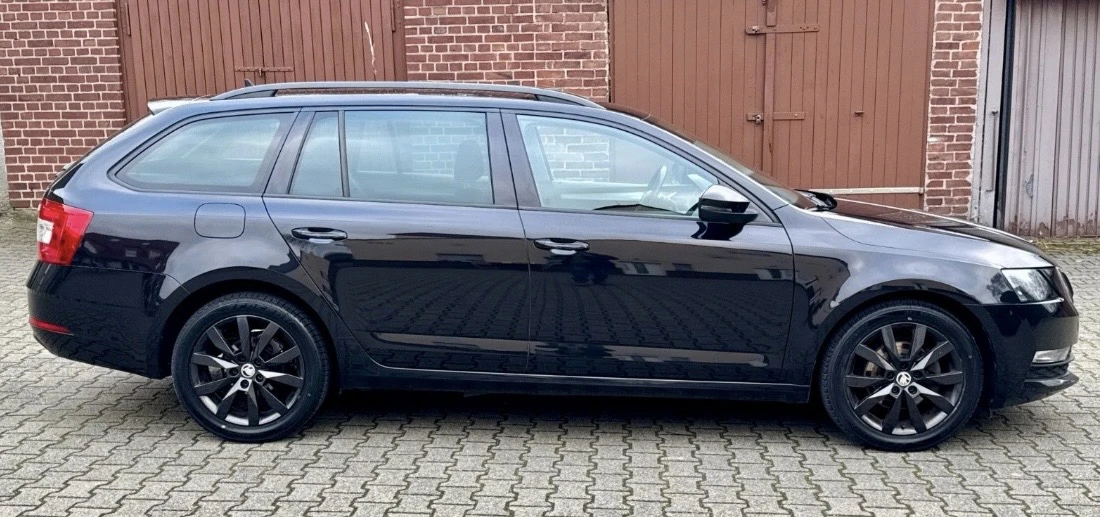 Skoda Octavia 1.5 GTEC МЕТАН, снимка 4 - Автомобили и джипове - 54093097
