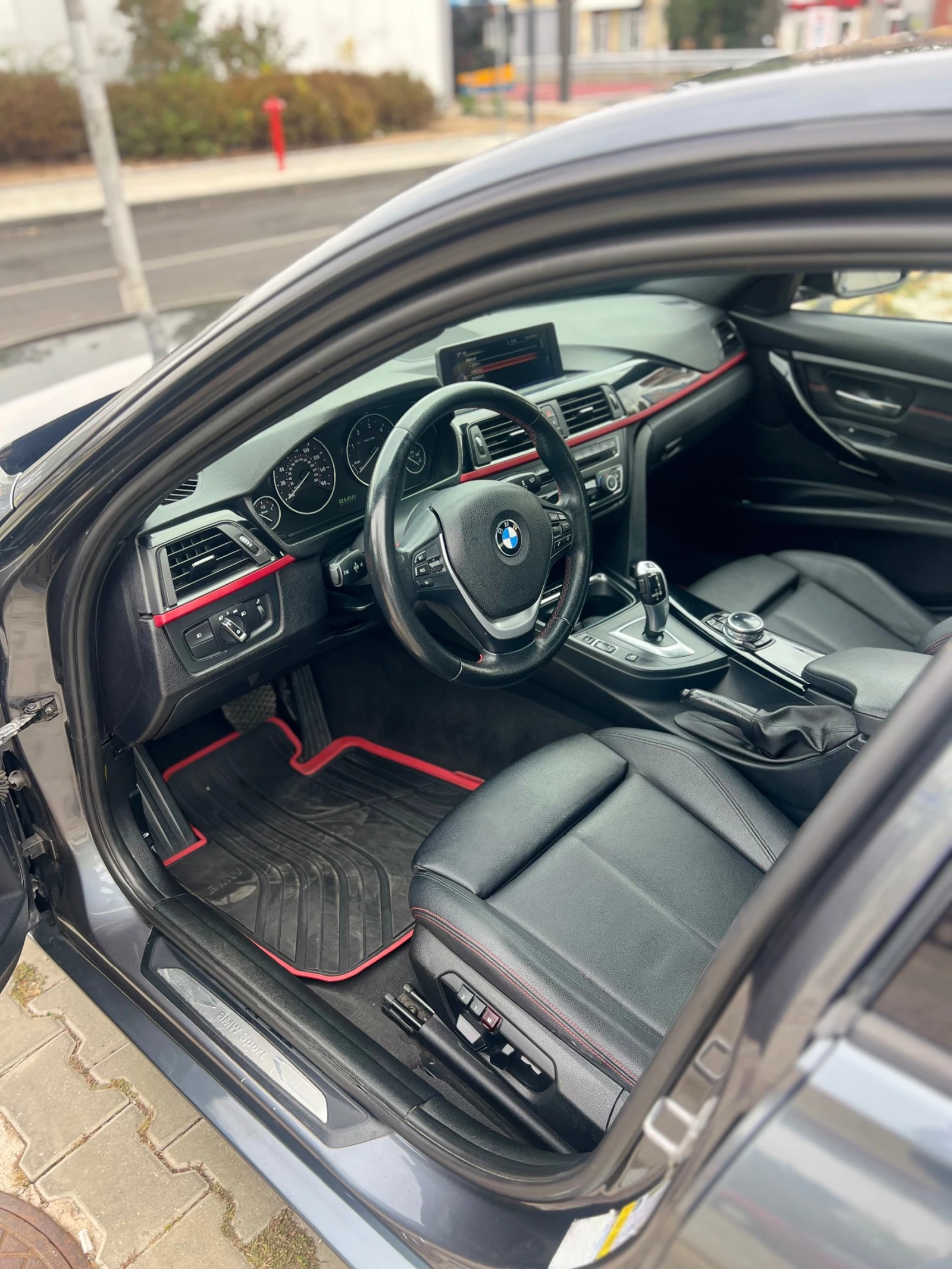 BMW 320, снимка 10 - Автомобили и джипове - 54109351