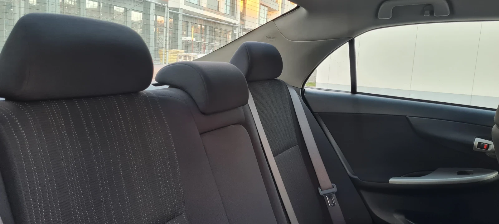 Toyota Corolla, снимка 16 - Автомобили и джипове - 54182183