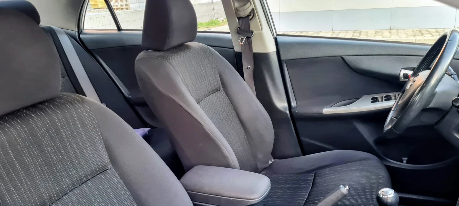 Toyota Corolla, снимка 8 - Автомобили и джипове - 54182183