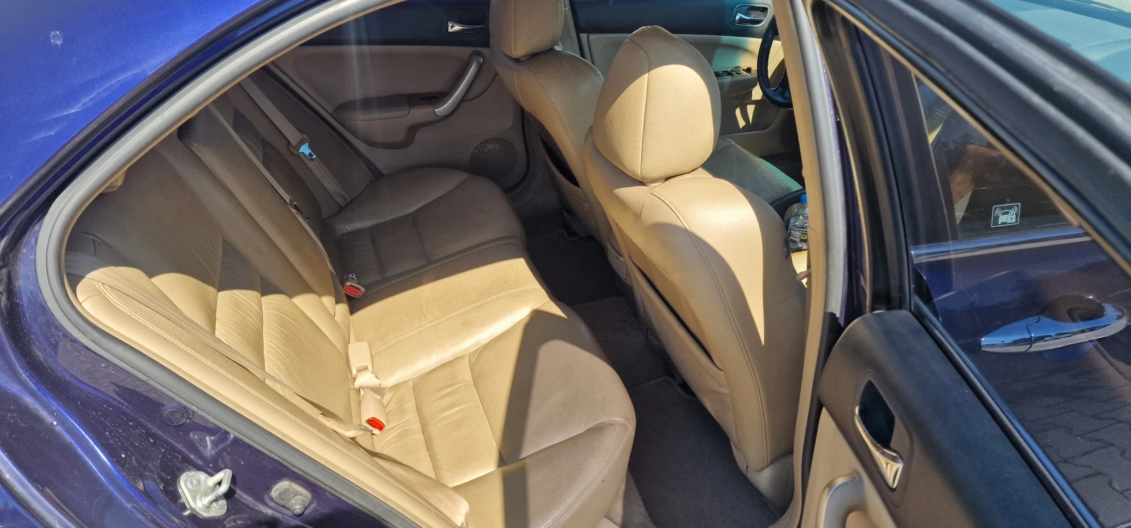 Honda Accord 2.4 i-vtec, снимка 10 - Автомобили и джипове - 54311864