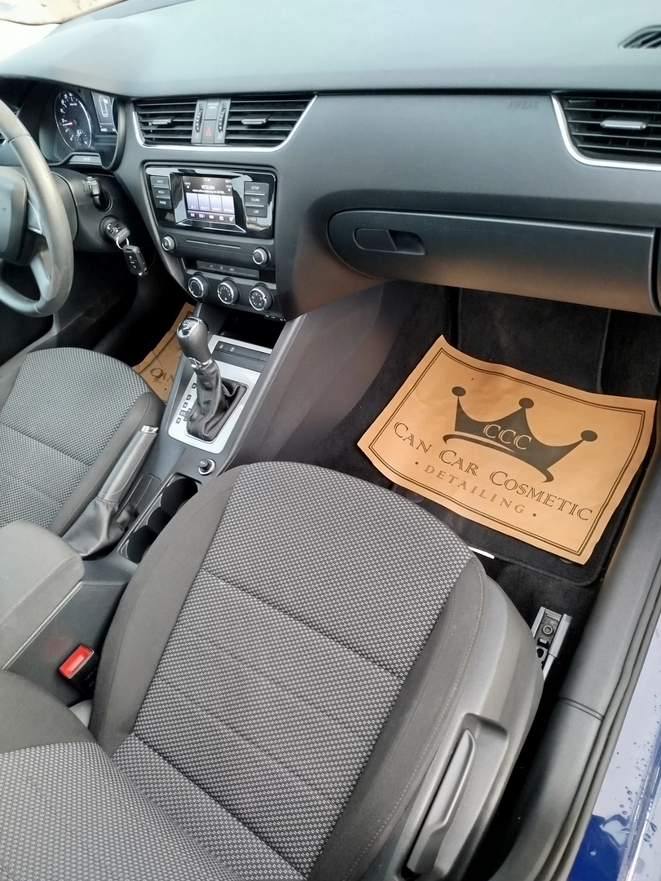 Skoda Octavia Комби, снимка 4 - Автомобили и джипове - 54512045