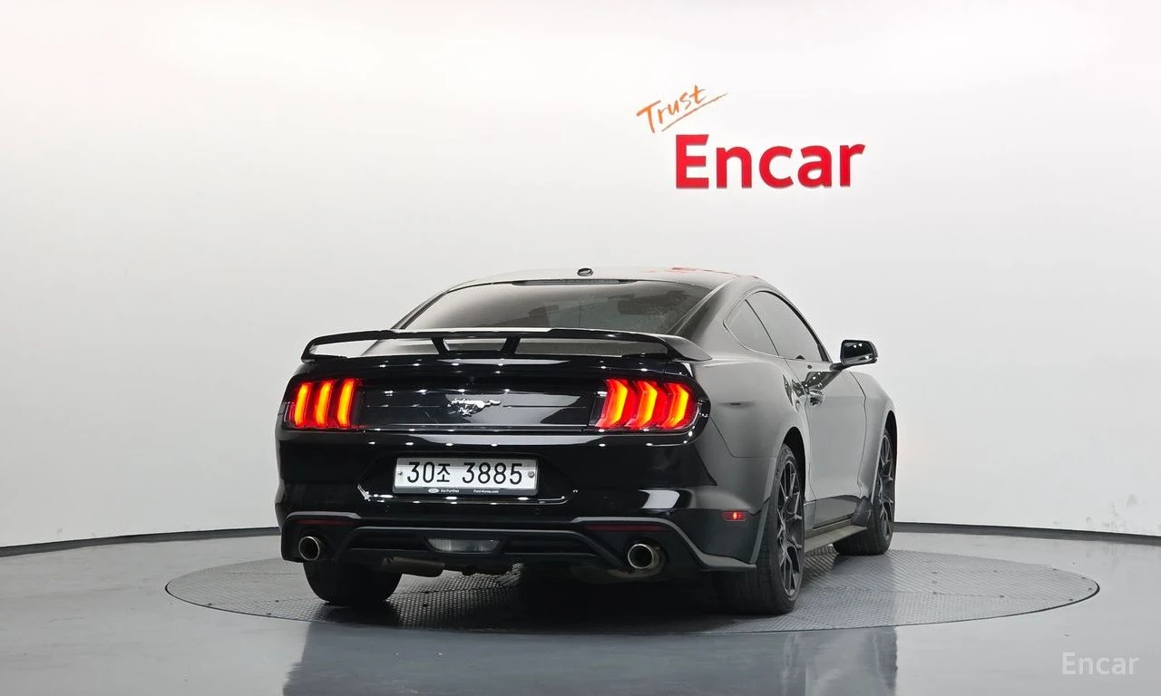 Ford Mustang 2.3 Eco Boost FACE* КОЖА* NAVI* ПОДГРЕВ* ОБДУХВАНЕ, снимка 4 - Автомобили и джипове - 54882231