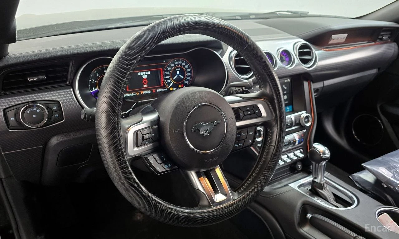 Ford Mustang 2.3 Eco Boost FACE* КОЖА* NAVI* ПОДГРЕВ* ОБДУХВАНЕ, снимка 9 - Автомобили и джипове - 54882231