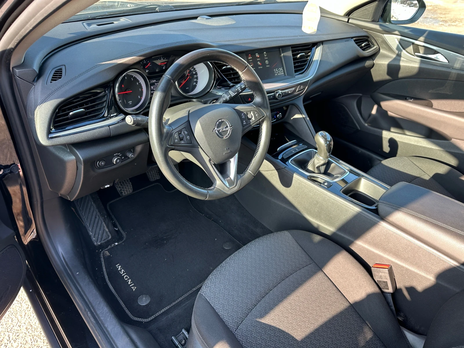 Opel Insignia ТОП///ПЪРВИ СОБСТВЕНИК///168000км///ЛИЗИНГ, снимка 15 - Автомобили и джипове - 54958379