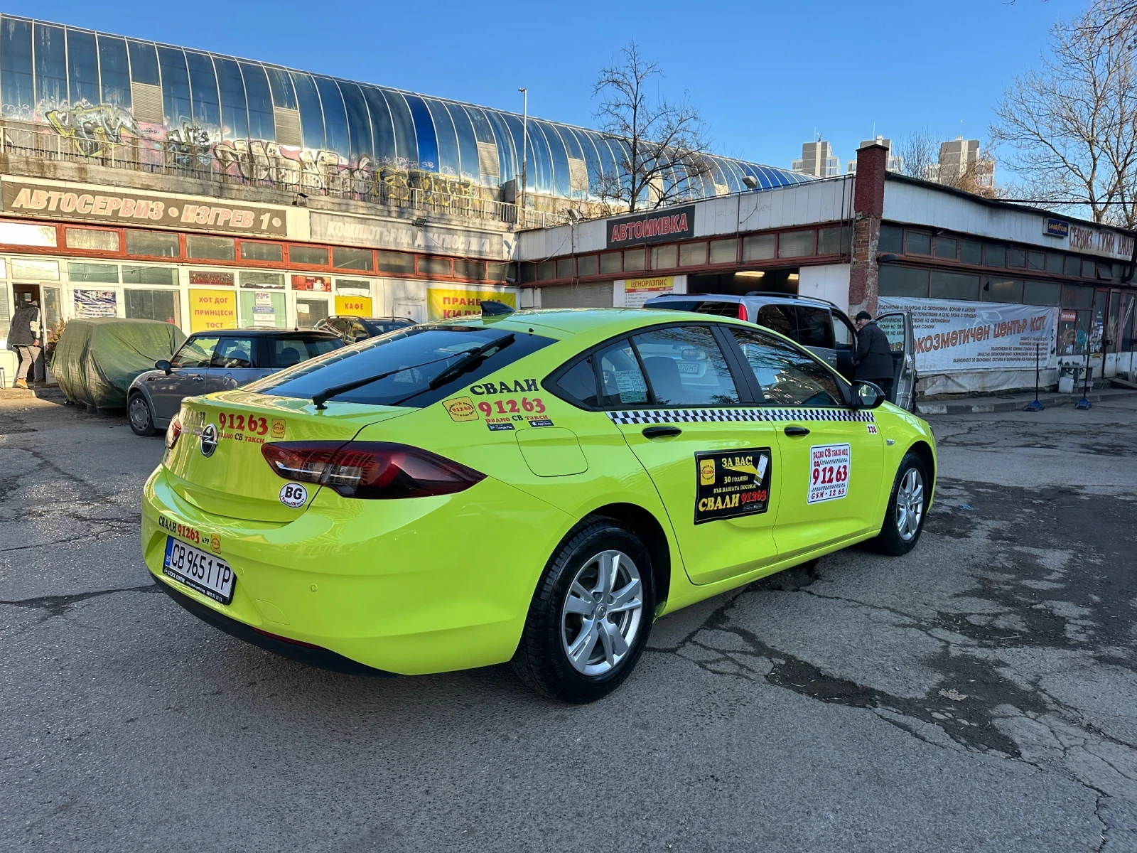 Opel Insignia ТОП///ПЪРВИ СОБСТВЕНИК///168000км///ЛИЗИНГ, снимка 8 - Автомобили и джипове - 54958379