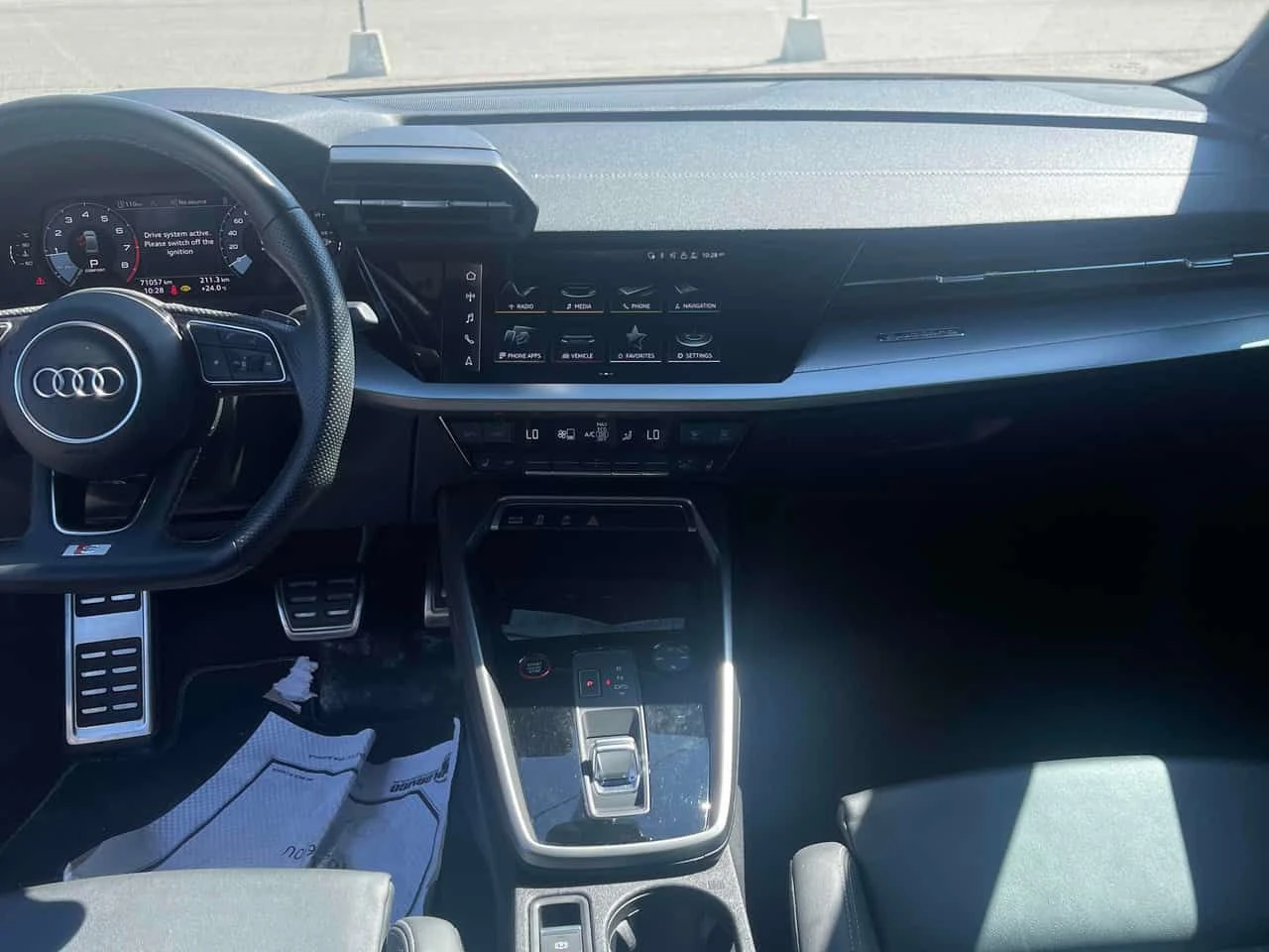 Audi S3 * Komfort * CARFAX * ОПЦИЯ ЗА ФИНАНСИРАНЕ , снимка 9 - Автомобили и джипове - 55316966