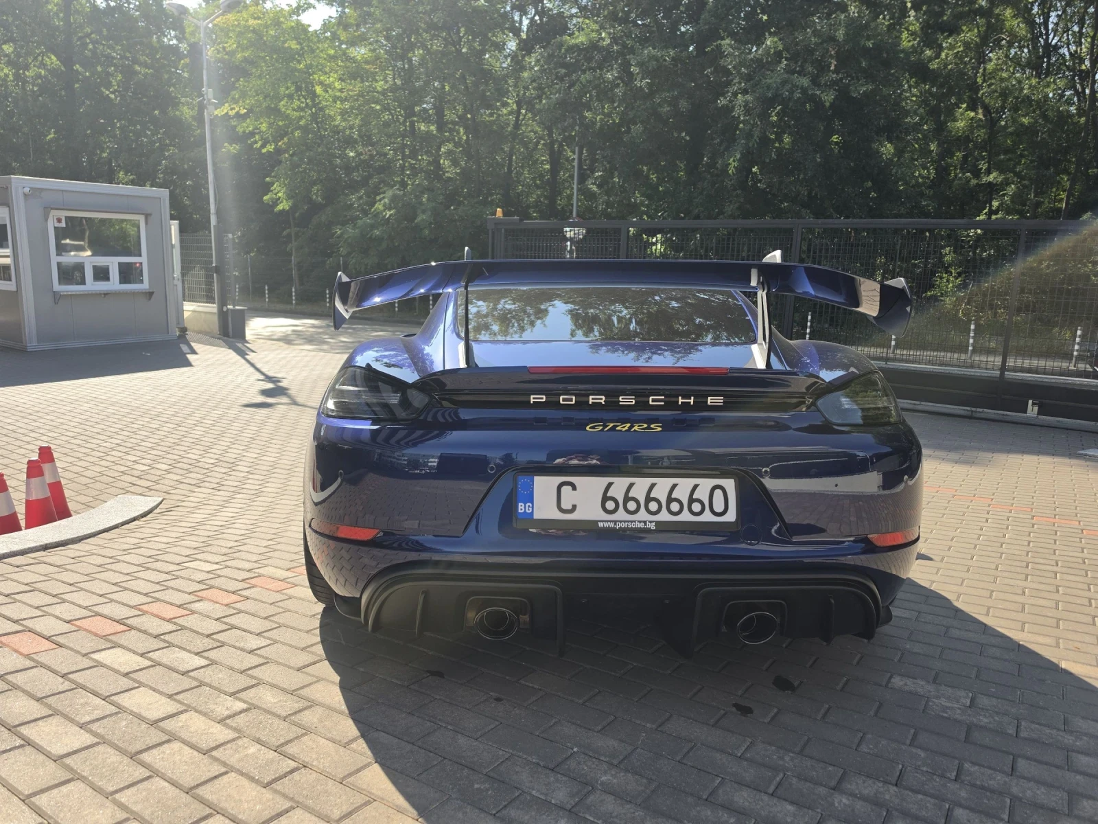 Porsche Cayman GT4 RS, снимка 9 - Автомобили и джипове - 55396245