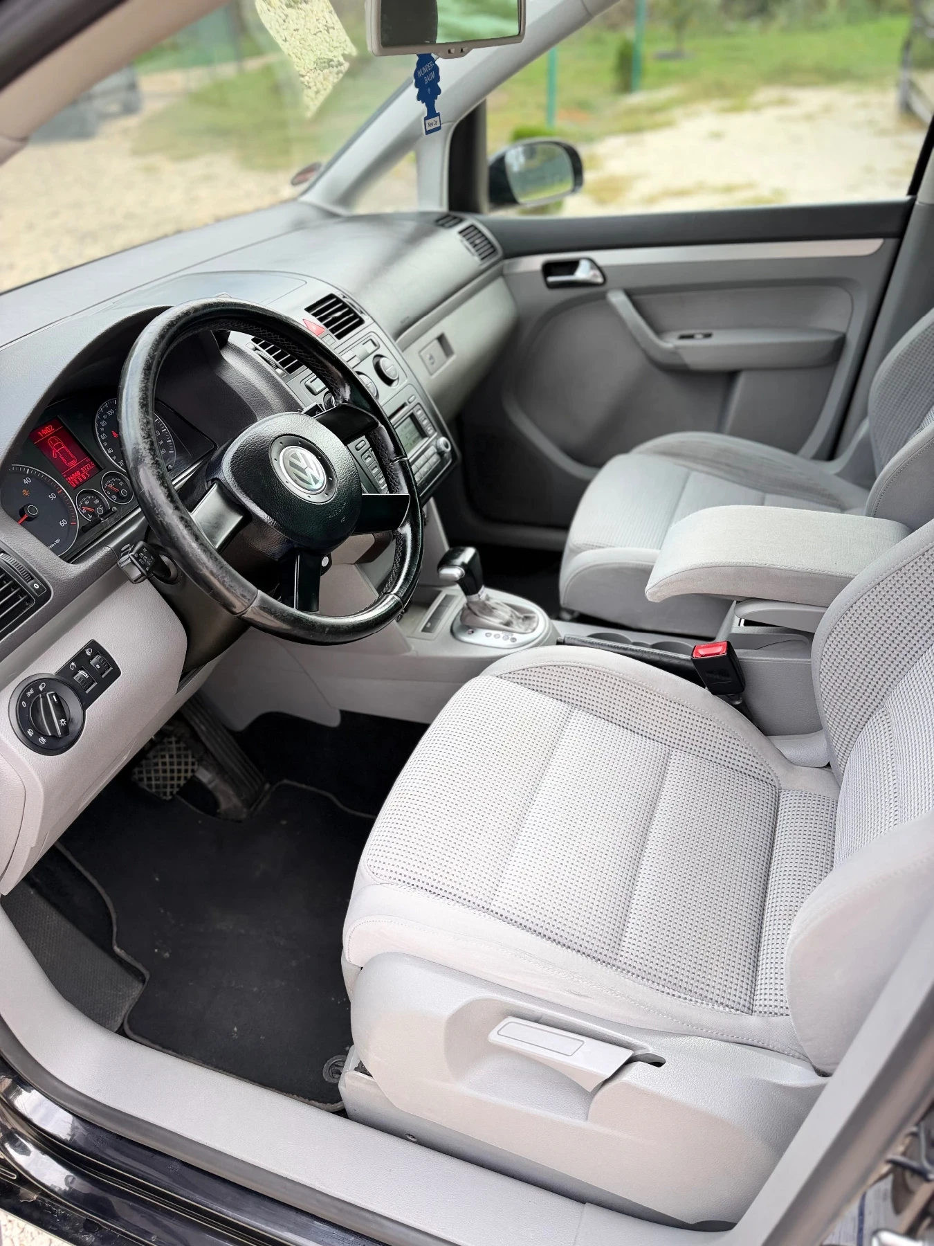 VW Touran 2.0 TDI DSG  | Mobile.bg � ����������� 11
