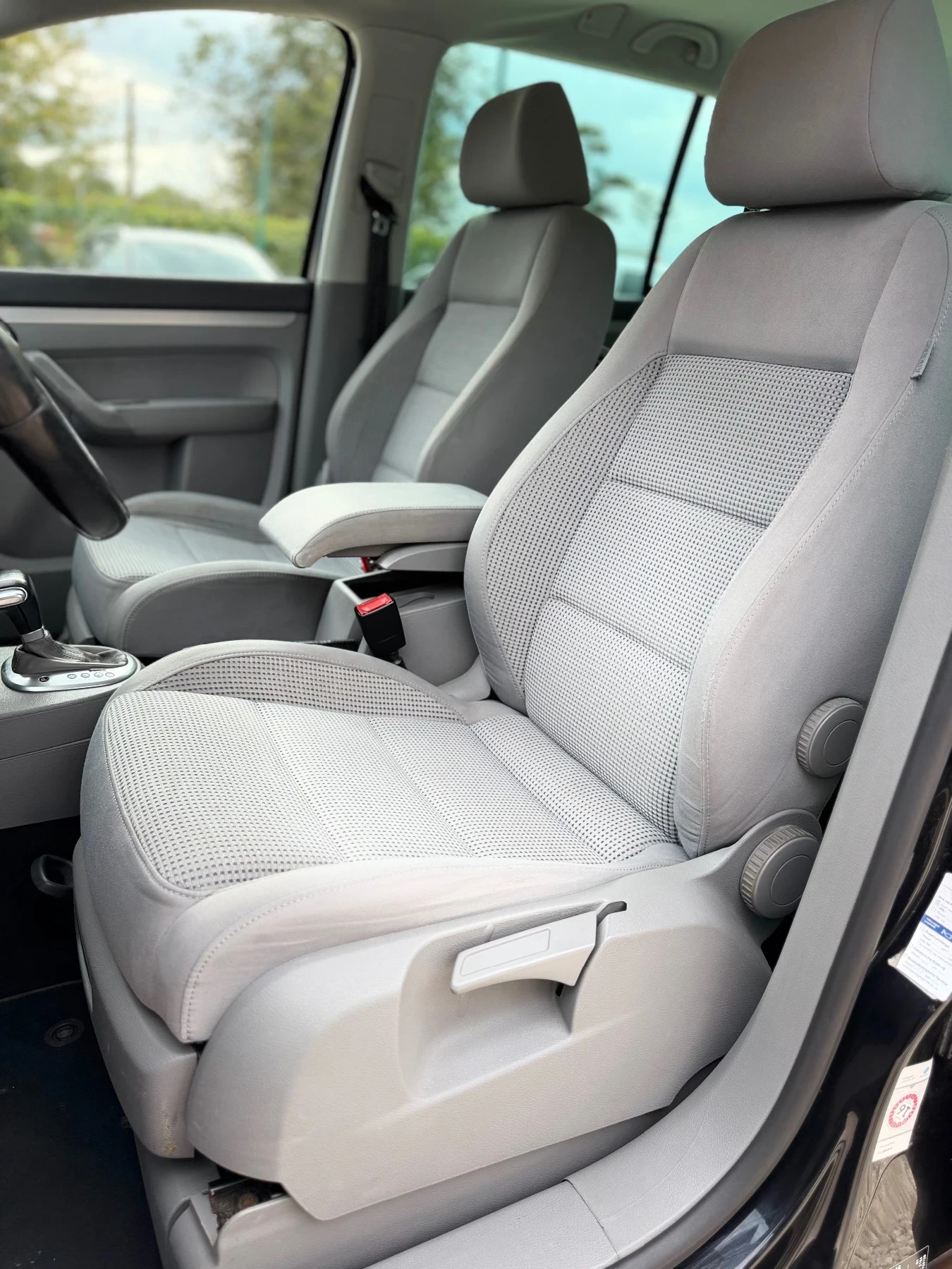 VW Touran 2.0 TDI DSG  | Mobile.bg � ����������� 10