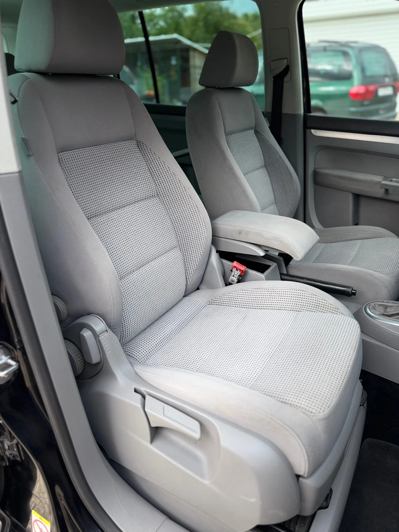 VW Touran 2.0 TDI DSG  | Mobile.bg � ����������� 13