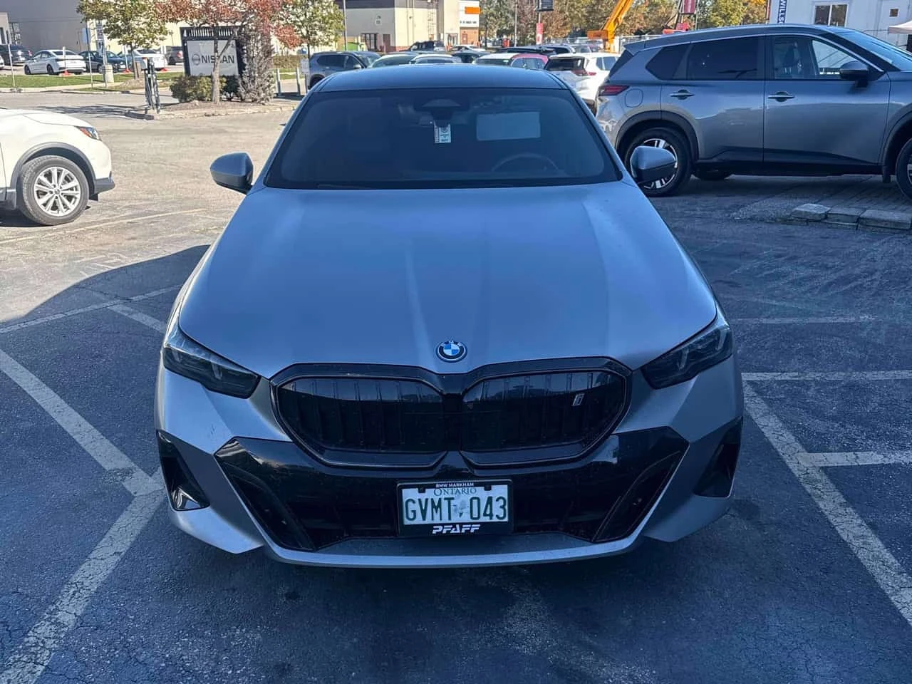 BMW i5 xDrive40  CARFAX | Mobile.bg � ����������� 6