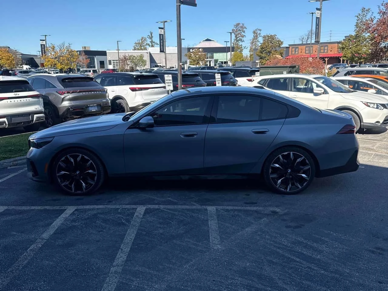 BMW i5 xDrive40  CARFAX | Mobile.bg � ����������� 2