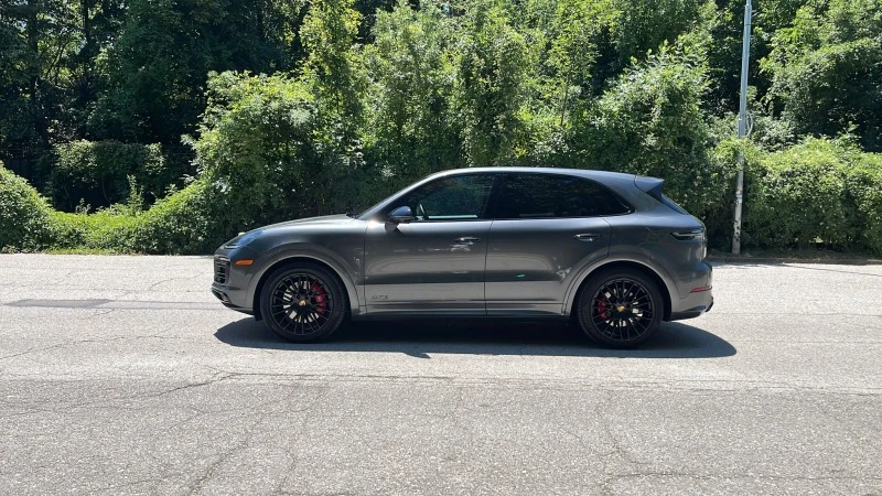 Porsche Cayenne Gts, снимка 3 - Автомобили и джипове - 47223892