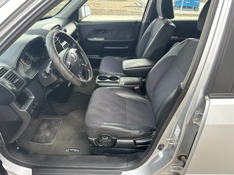 Honda Cr-v 2.0VTEC//ГАЗОВ ИНЖ//АВТОМАТИК, снимка 9 - Автомобили и джипове - 48731288