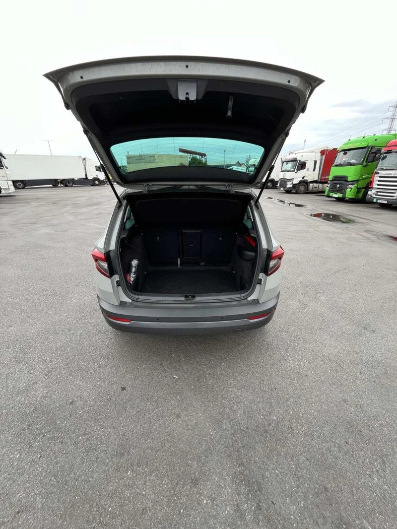 Skoda Karoq 2.0 TDI, снимка 15 - Автомобили и джипове - 52597007