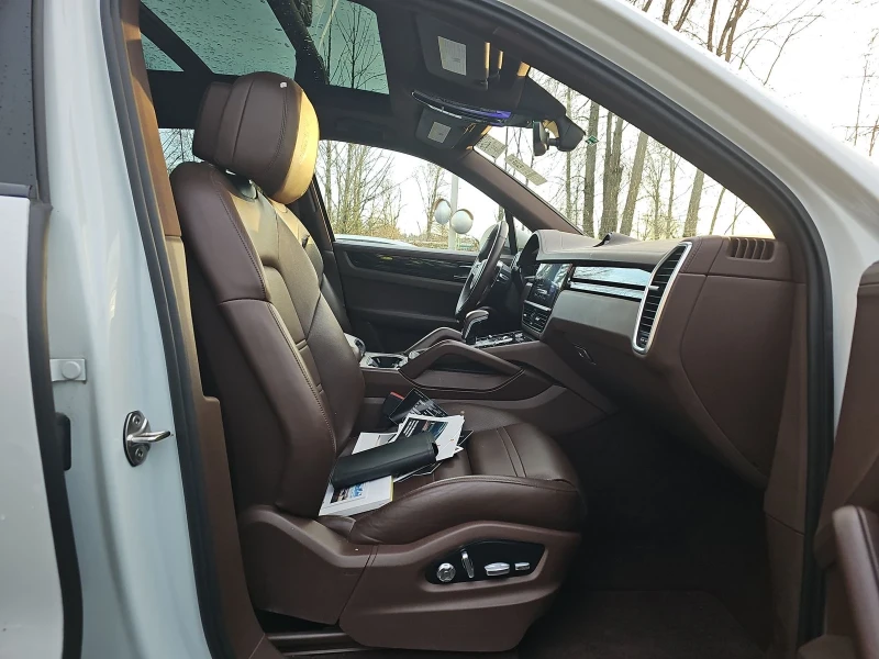 Porsche Cayenne S | BOSE | ДВА КЛЮЧА | 360 КАМЕРИ | ПАНОРАМА , снимка 8 - Автомобили и джипове - 53268431