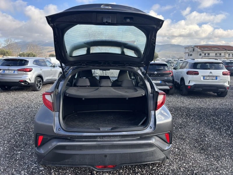 Toyota C-HR 1.8 Active, снимка 9 - Автомобили и джипове - 53943263