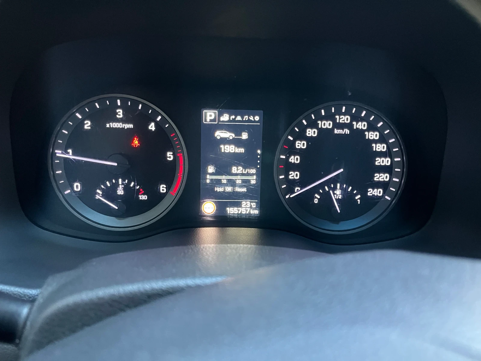 Hyundai Tucson Vertex-всички екстри - изображение 8