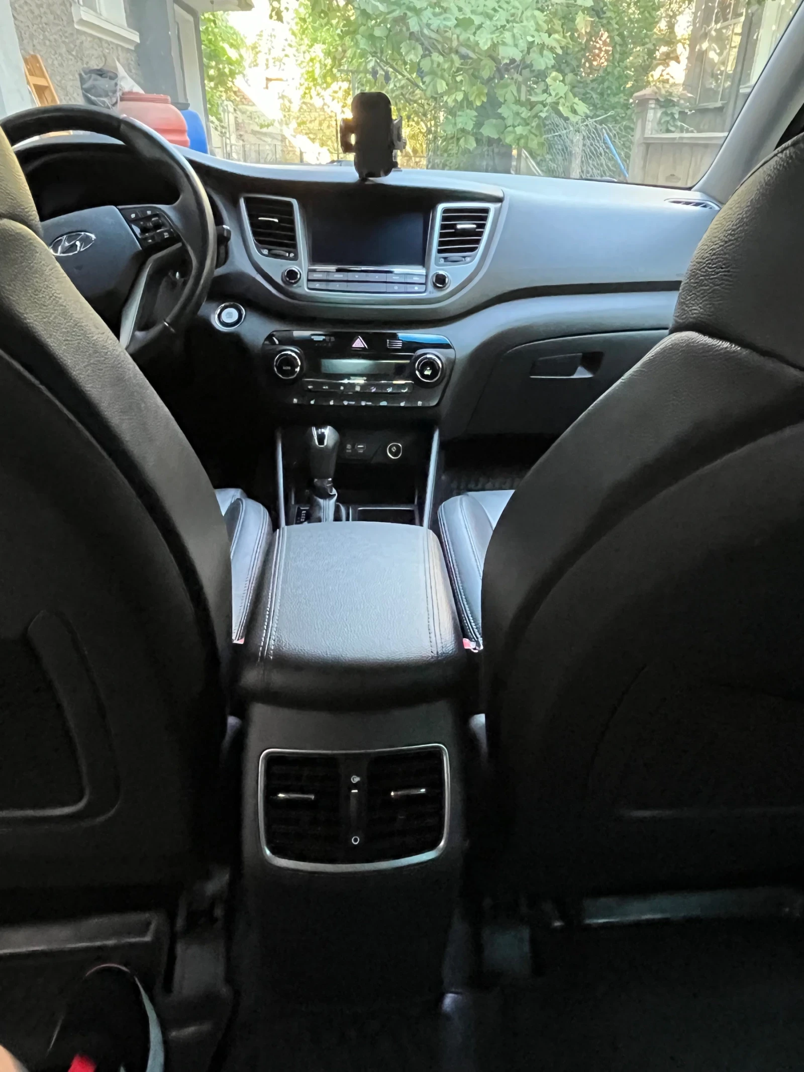 Hyundai Tucson Vertex-всички екстри - изображение 9