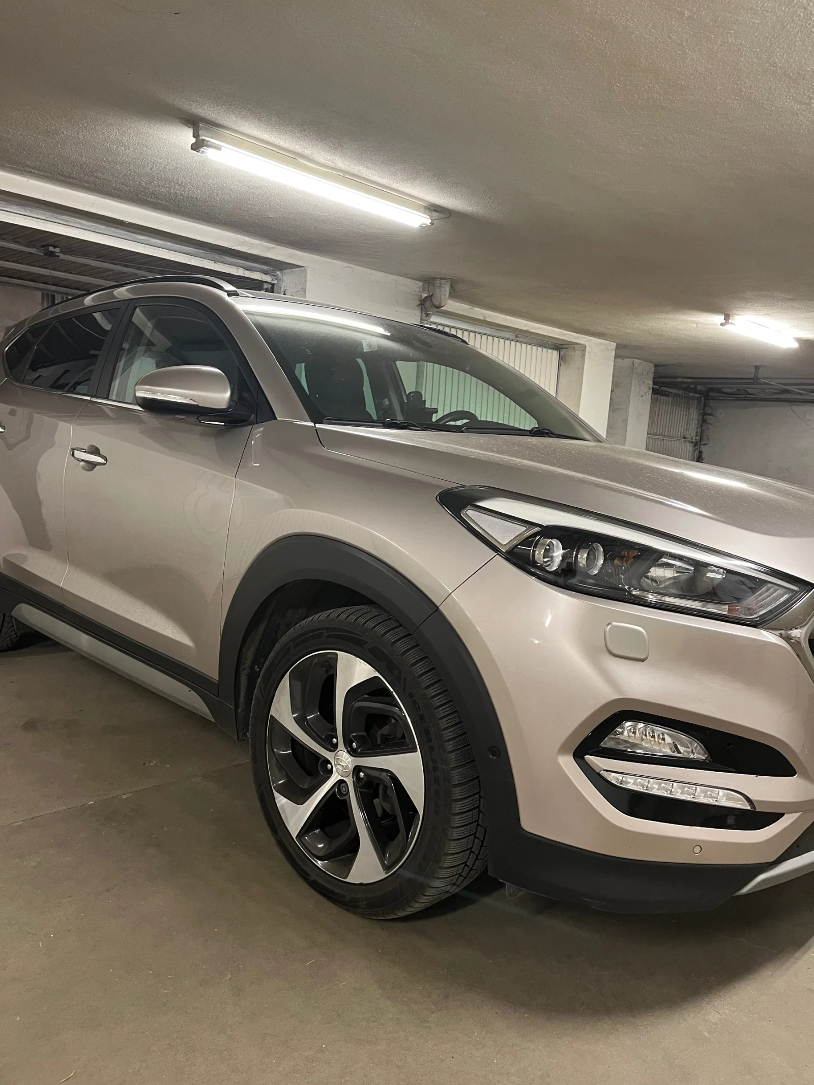 Hyundai Tucson Vertex-всички екстри - изображение 3
