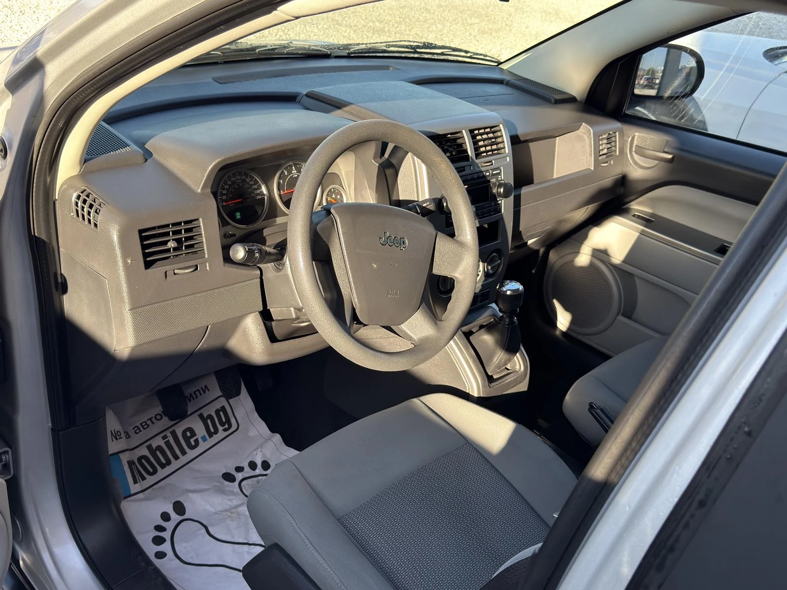 Jeep Compass 2.0 TDi 4X4 - изображение 8