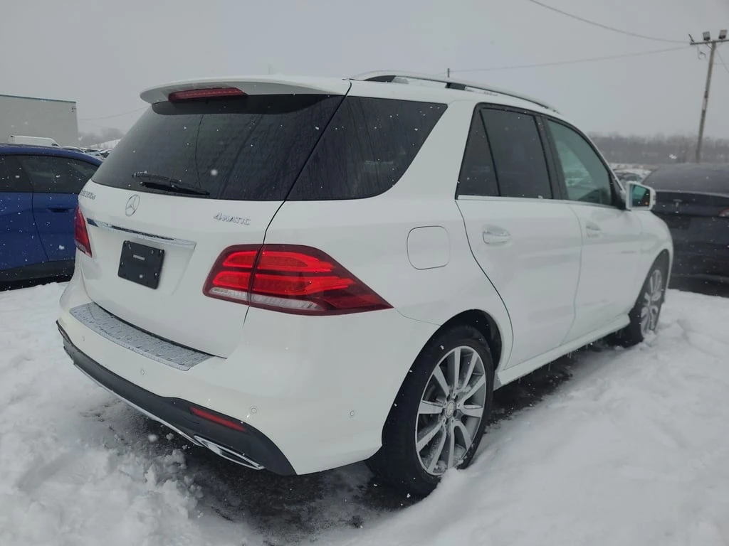 Mercedes-Benz GLE 350 350D * CARFAX * ФИНАНСИРАНЕ - изображение 3