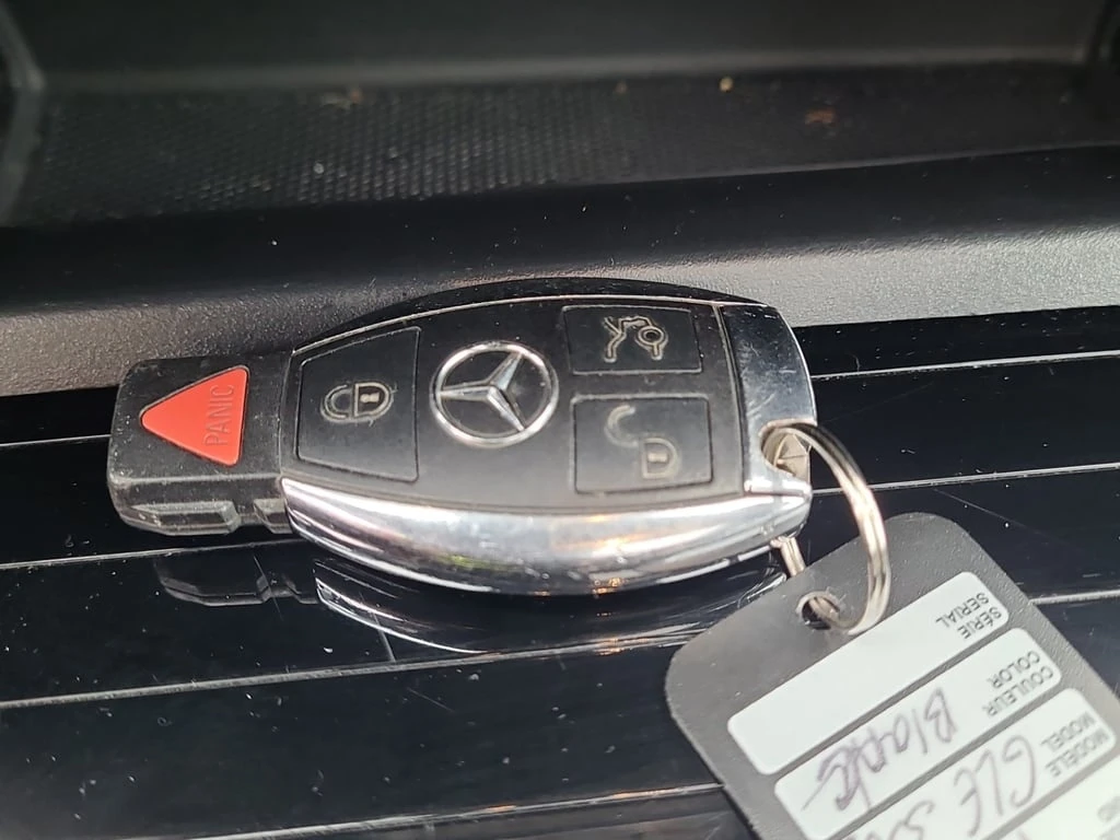 Mercedes-Benz GLE 350 350D * CARFAX * ФИНАНСИРАНЕ - изображение 8