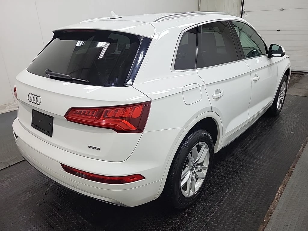 Audi Q5 * KOMFORT * CARFAX * ЦЕНА ДО БГ - изображение 4