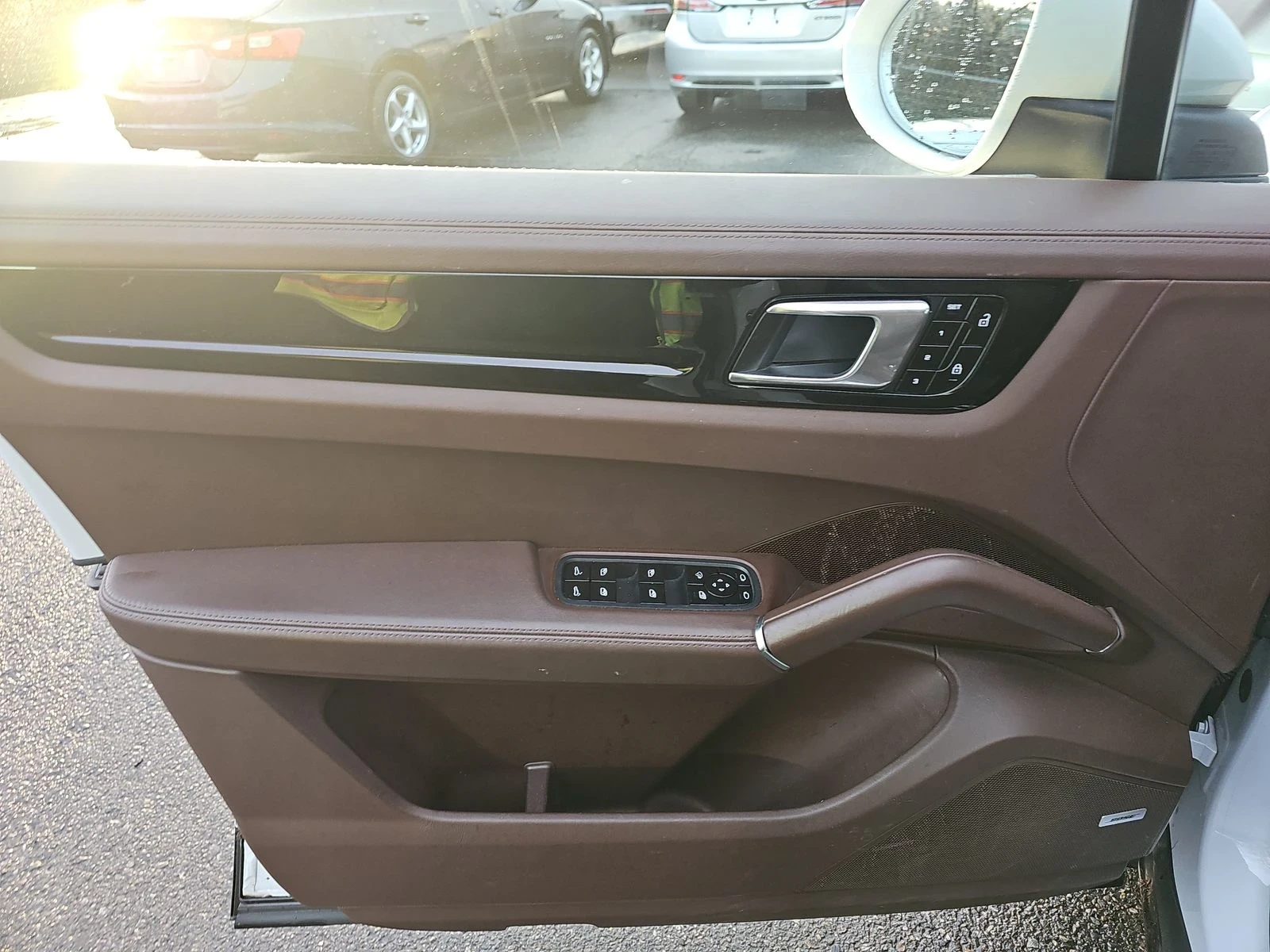 Porsche Cayenne S | BOSE | ДВА КЛЮЧА | 360 КАМЕРИ | ПАНОРАМА  - изображение 9