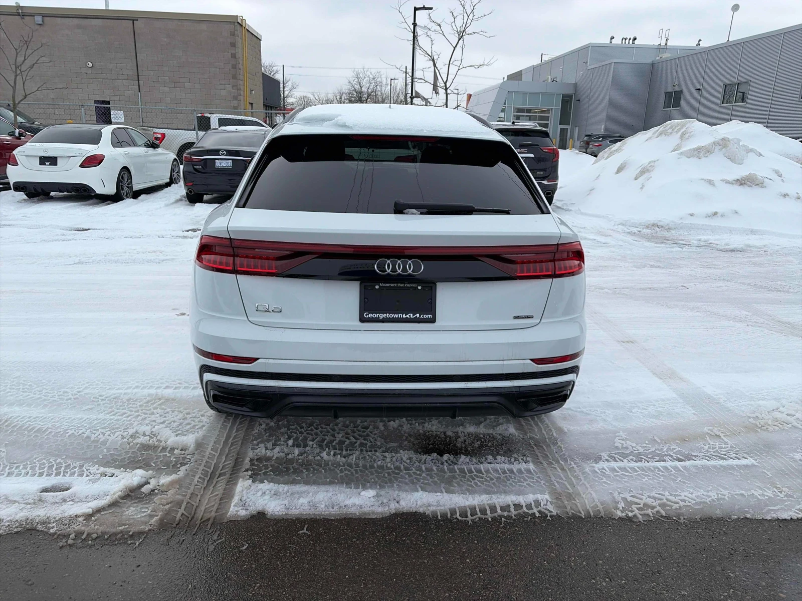 Audi Q8 QUATTRO* TECHNIK* HEAD-UP* АвтоКредит(ЦЕНА ДО БГ) - изображение 4