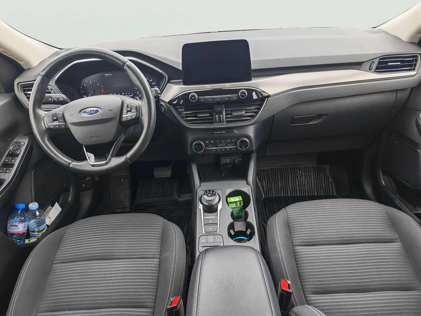 Ford Kuga 2.0 TDCi, снимка 10 - Автомобили и джипове - 53918978
