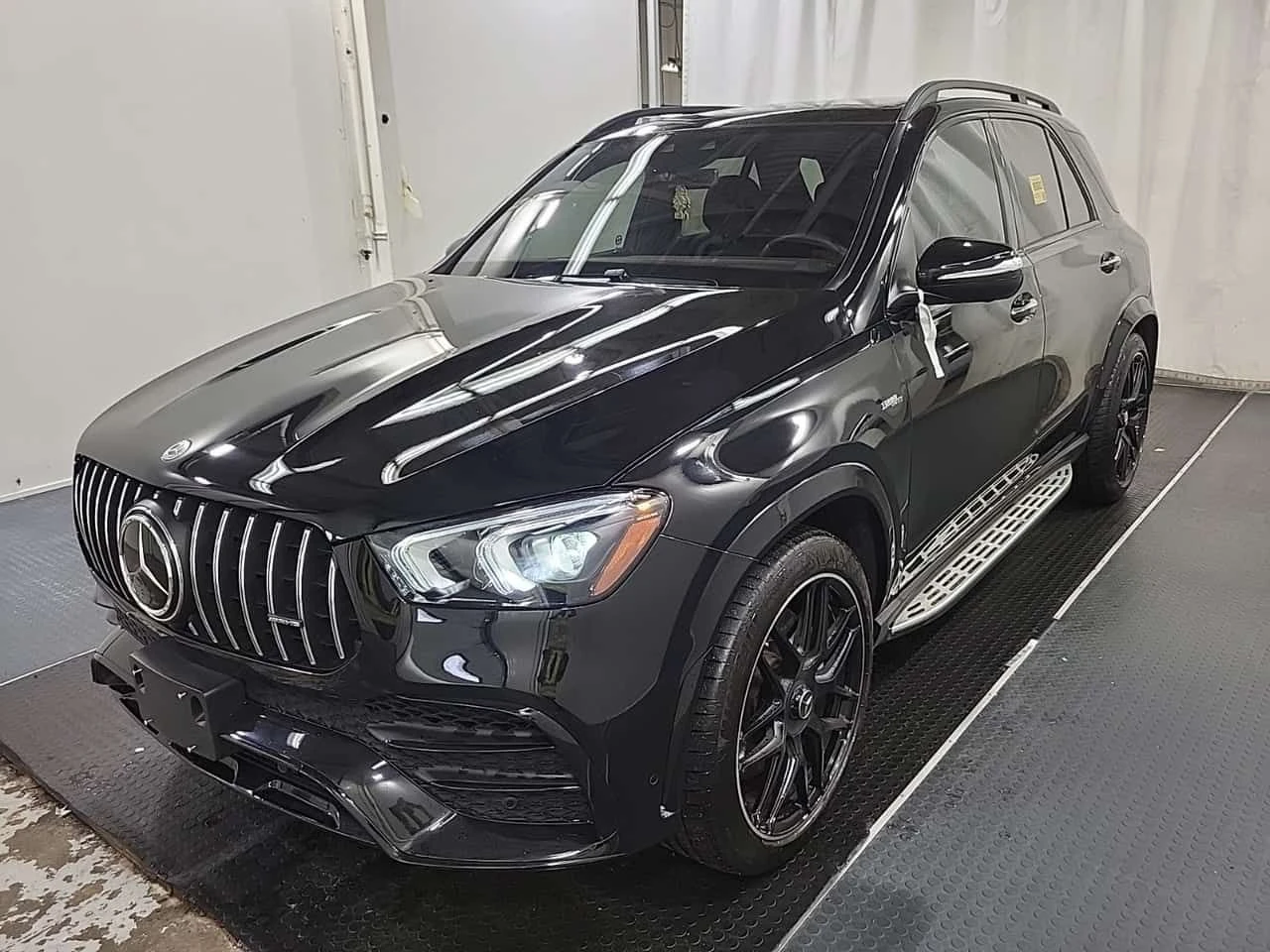 Mercedes-Benz GLE 53 4MATIC  | PREMIUM | DISTRONIC | BURMESTER | ОБДУХВАНЕ ю