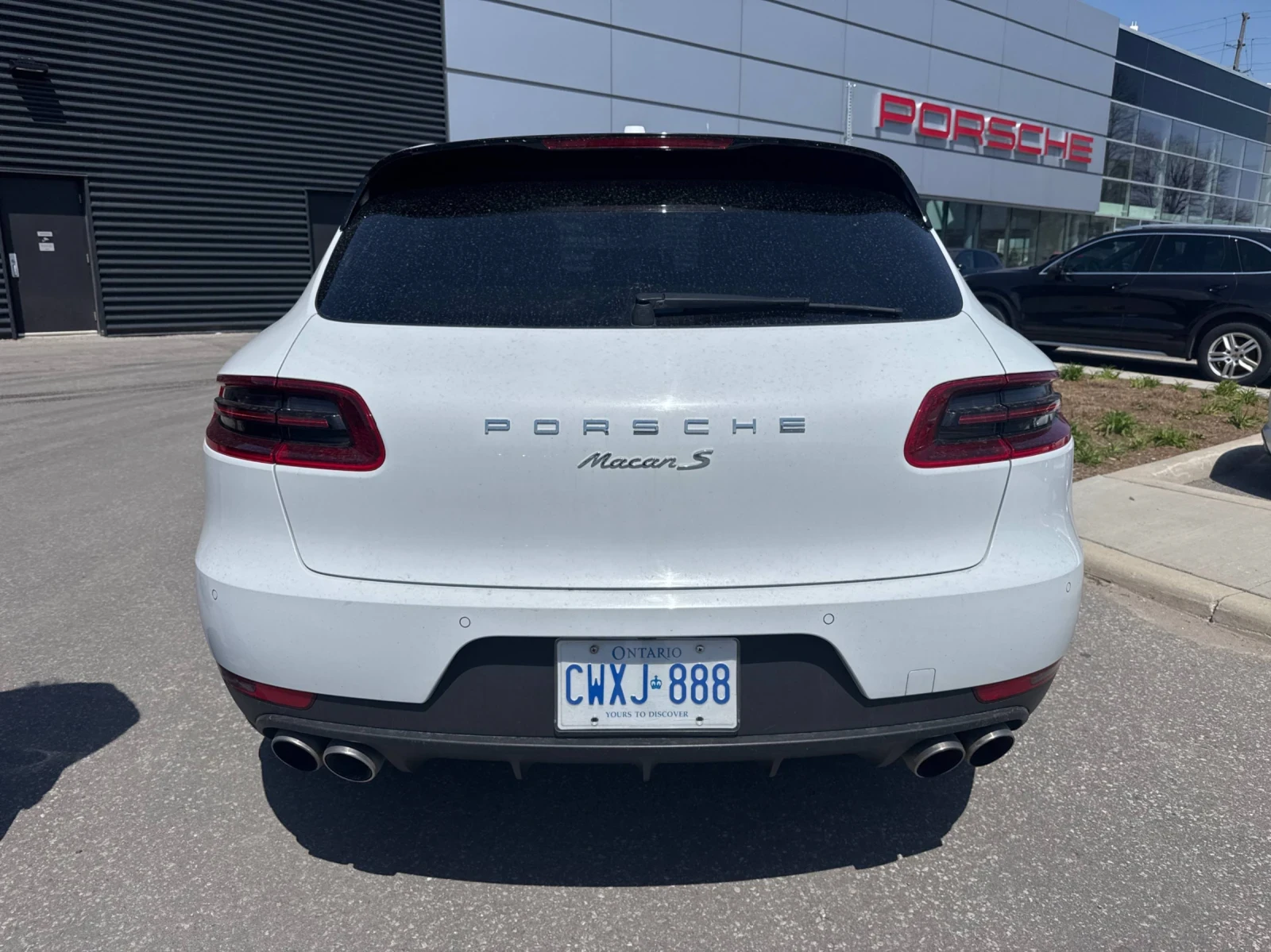Porsche Macan CARFAX * АВТОКРЕДИТ * ПРОГНОЗНА ЦЕНА ДО БГ, снимка 4 - Автомобили и джипове - 54483836