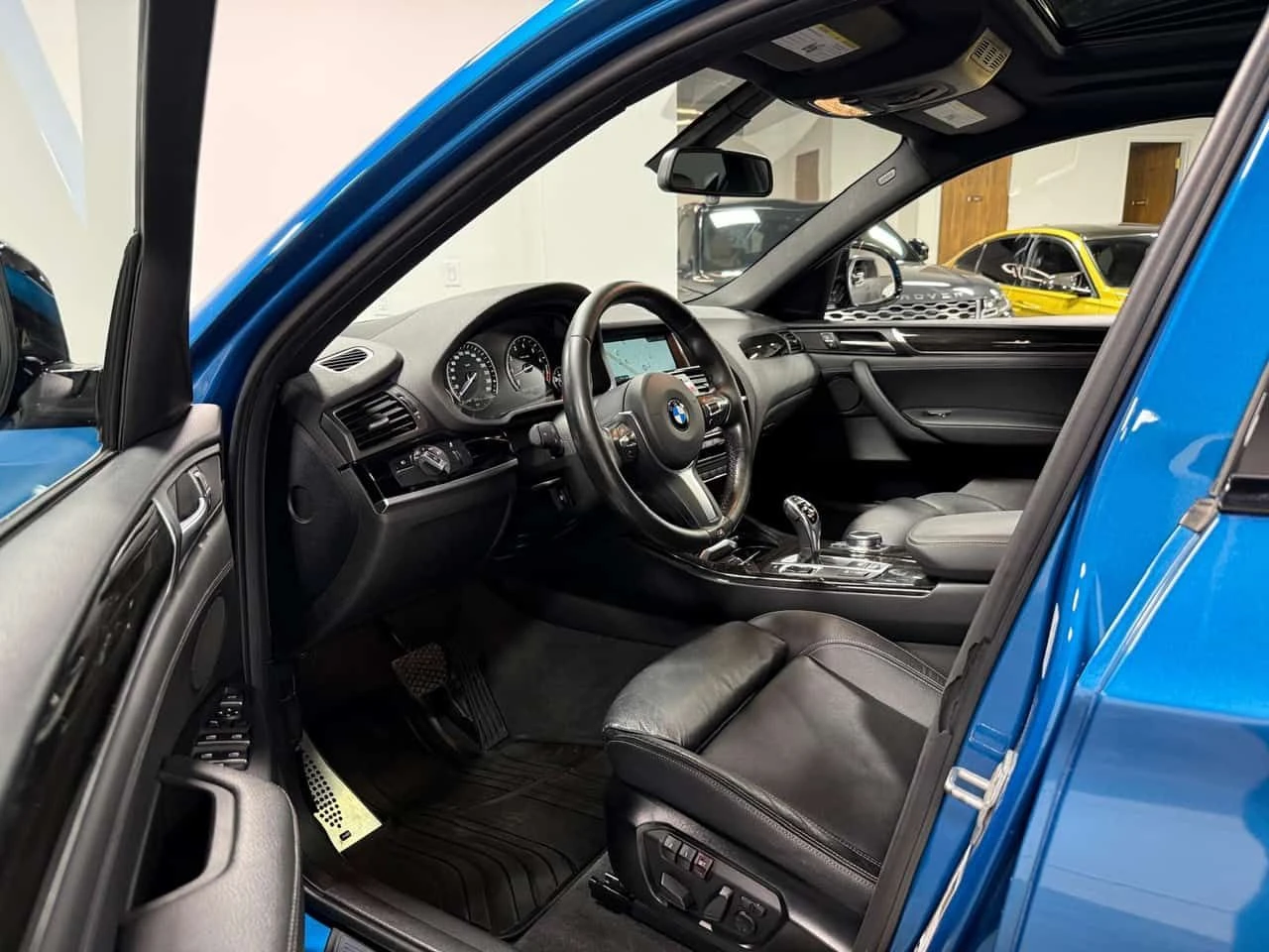 BMW X4 * M40i * АВТОКРЕДИТ БЕЗ ПЪРВОНАЧАЛНА ВНОСКА* , снимка 5 - Автомобили и джипове - 54976737
