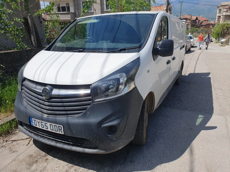 Opel Vivaro, снимка 3 - Бусове и автобуси - 49312966