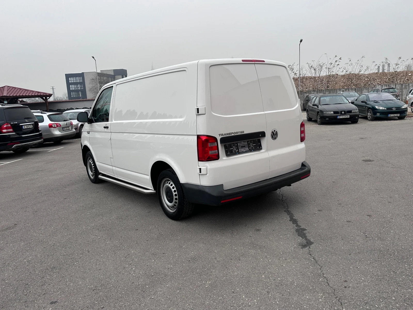 VW Transporter 2.0TDI - КЛИМАТИК - изображение 7