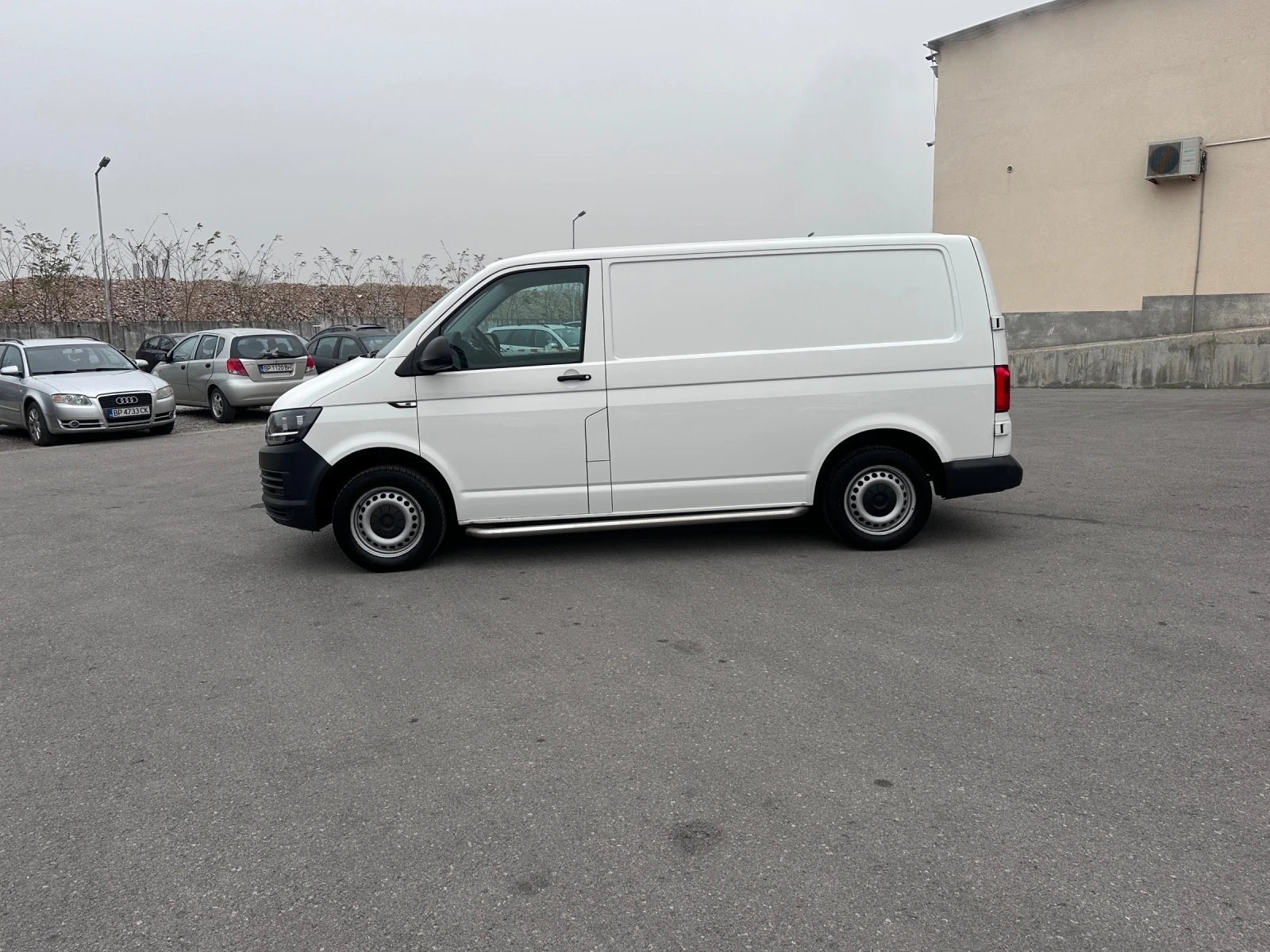 VW Transporter 2.0TDI - КЛИМАТИК - изображение 8