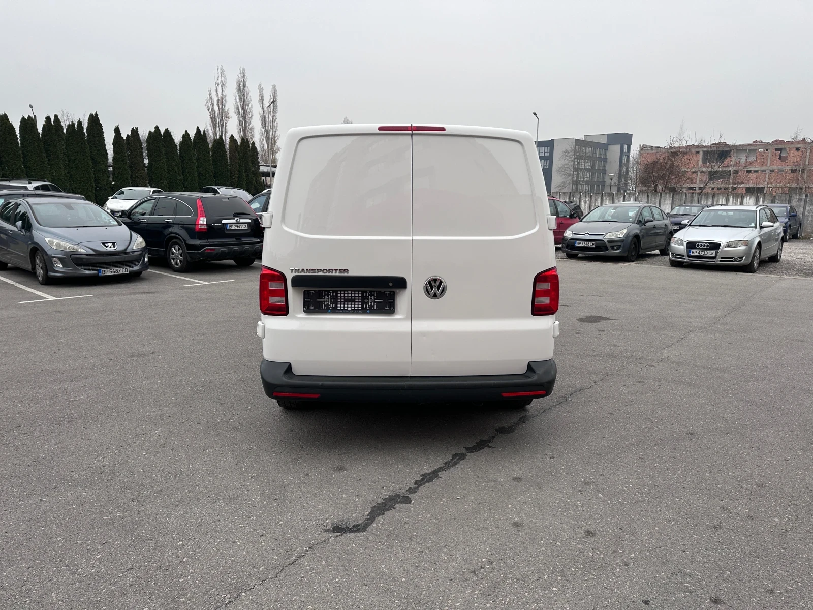 VW Transporter 2.0TDI - КЛИМАТИК - изображение 6