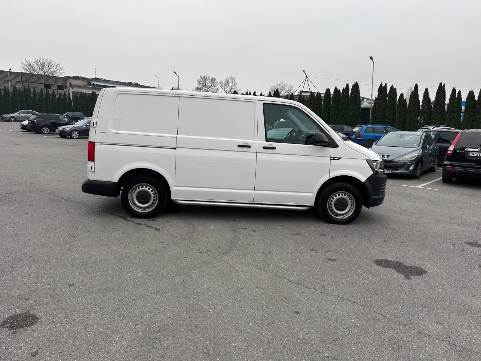 VW Transporter 2.0TDI - КЛИМАТИК - изображение 4