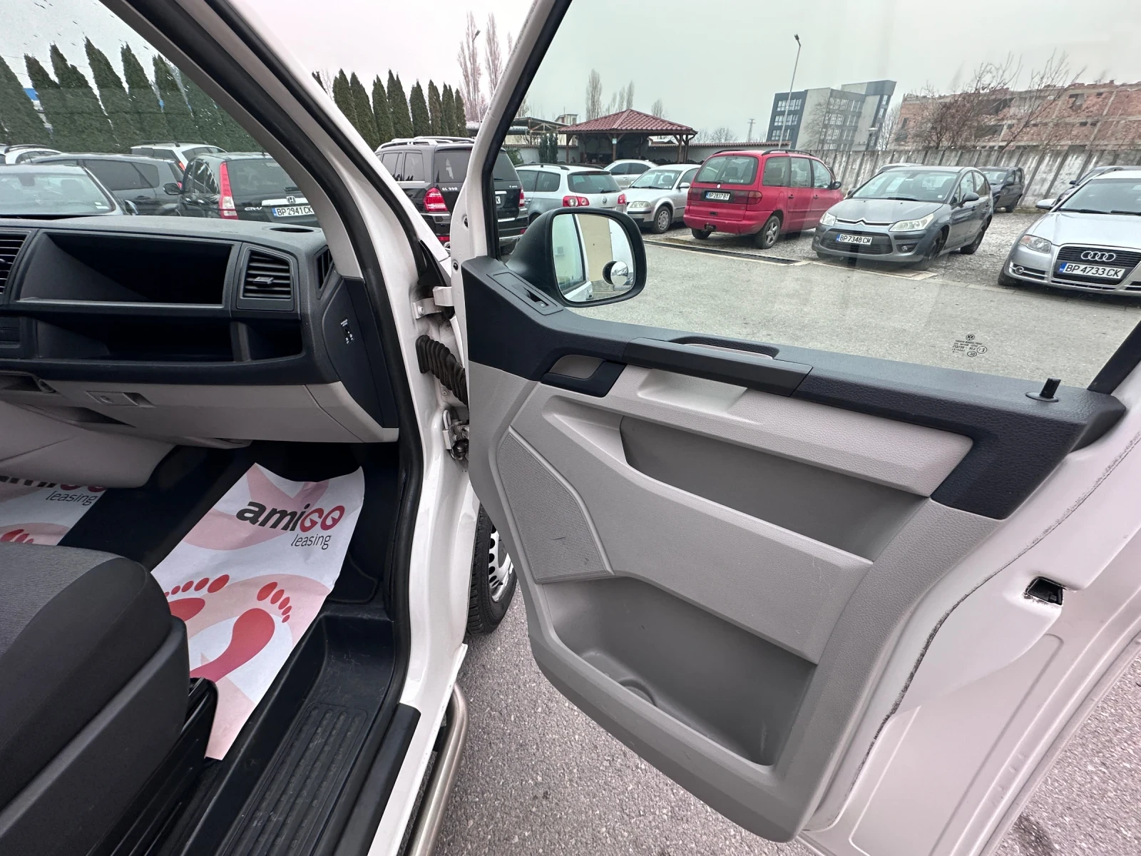 VW Transporter 2.0TDI - �������� | Mobile.bg � ����������� 12