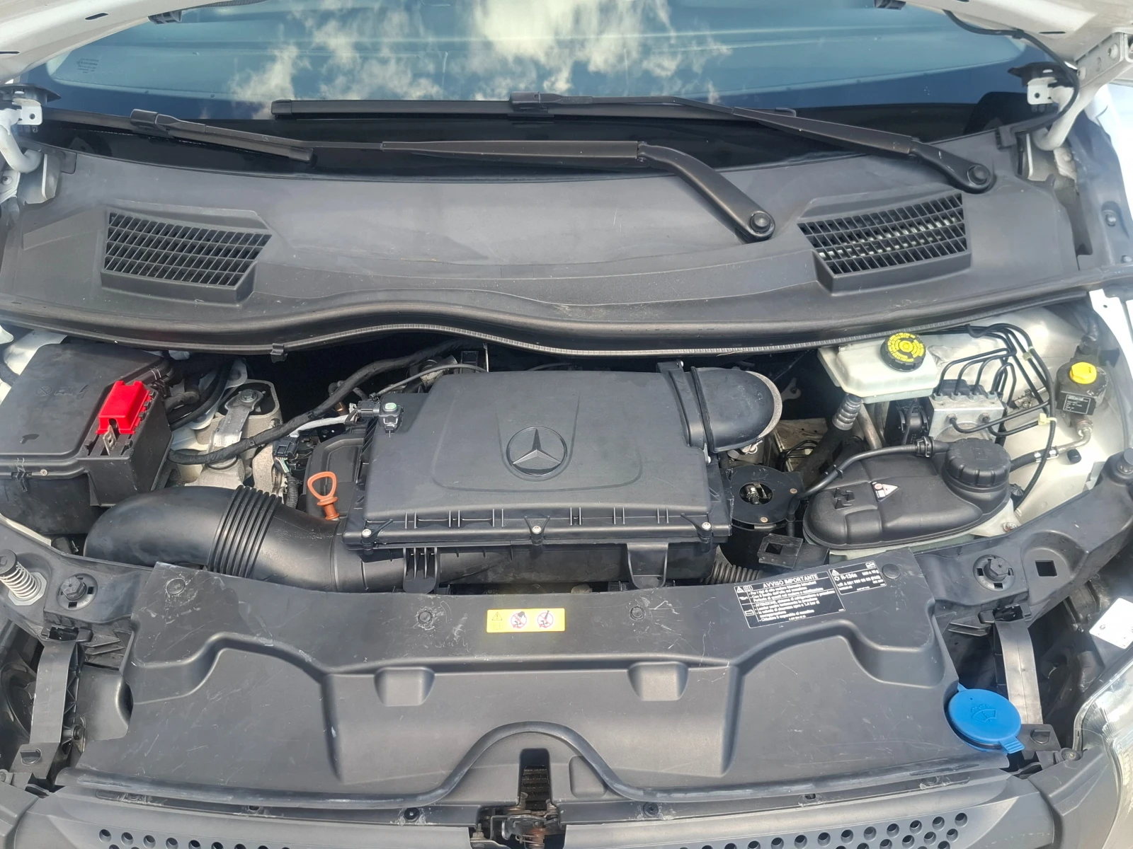 Mercedes-Benz Vito 111CDI/Хладилен/Euro5B/Клима, снимка 13 - Бусове и автобуси - 56069352